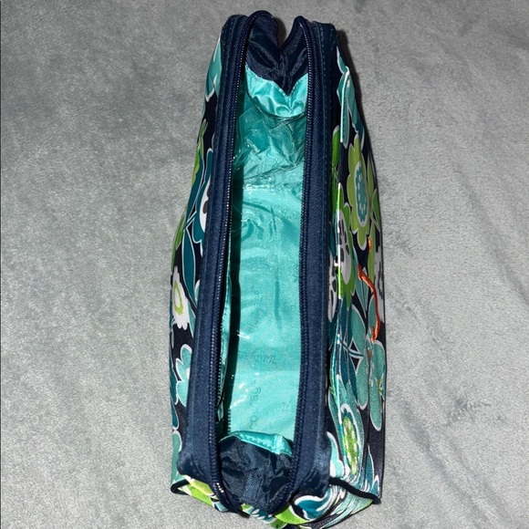 💚 Thirty-One “Best Buds” Letter “J” Large Cosmetics/Toiletries Bag. NWOT - Picture 11 of 15